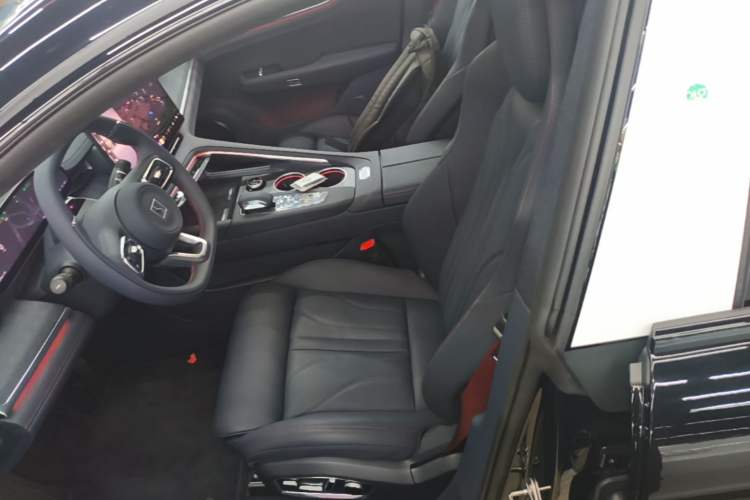 Used Zeekr 001 2026 Model 103° Rear-Drive Max Version Left Front Seat