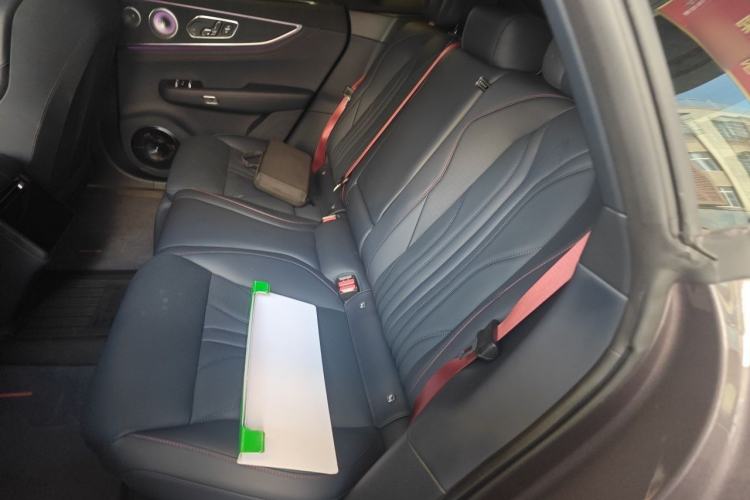 Used Zeekr 001 2026 95° All-Wheel-Drive Max Edition Left Rear Seat