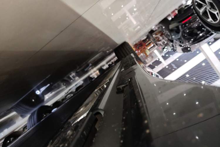 Used Zeekr 001 2026 Model 103° Rear-Drive Max Version Left Side Sill