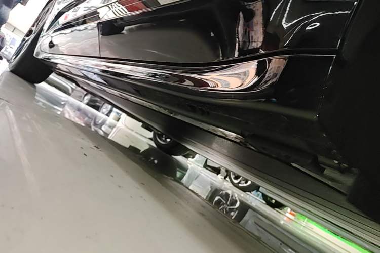 Used Zeekr 001 2026 Model 103° Rear-Drive Max Version Left Side Sill