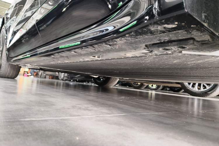 Used Zeekr 001 2026 Model 103° Rear-Drive Max Version Left Side Sill