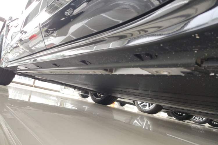 Used Zeekr 001 2026 Model 103° Rear-Drive Max Version Left Side Sill