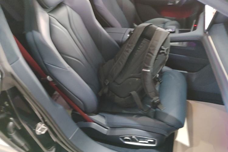Used Zeekr 001 2026 Model 103° Rear-Drive Max Version Right Front Seat