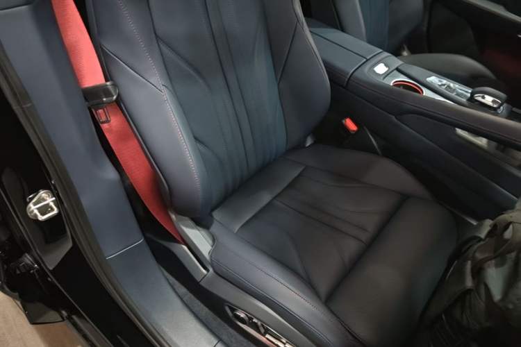 Used Zeekr 001 2026 Model 103° Rear-Drive Max Version Right Front Seat