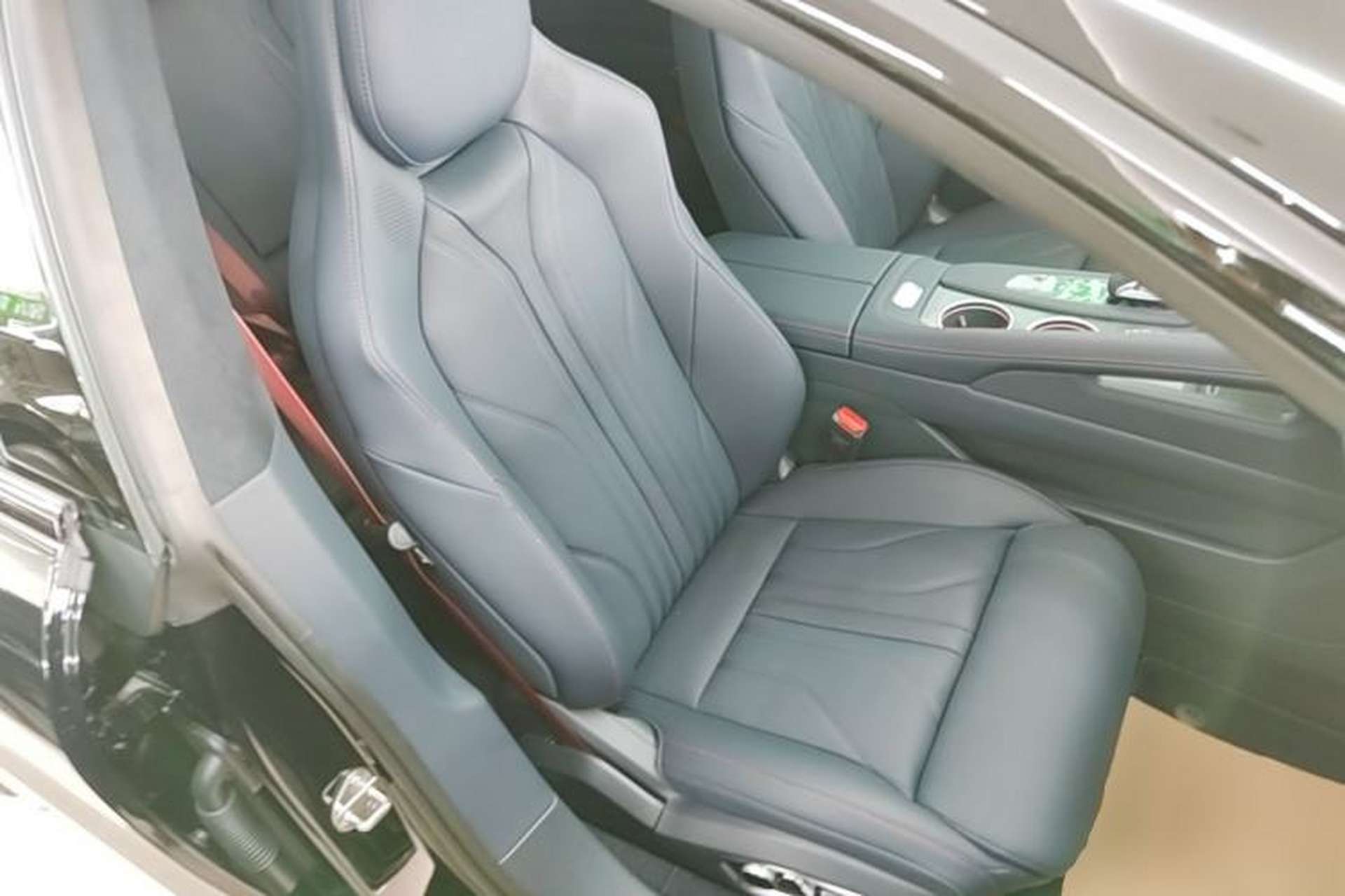 Used Zeekr 001 2026 Model 103° Rear-Drive Max Version Right Front Seat
