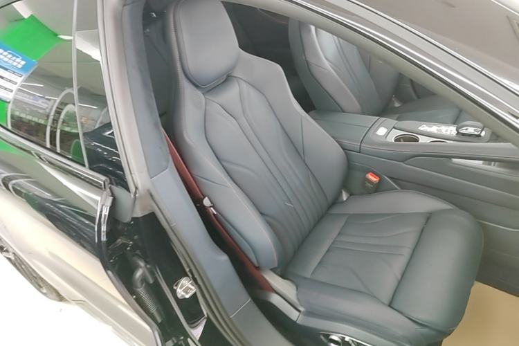 Used Zeekr 001 2026 Model 103° Rear-Drive Max Version Right Front Seat