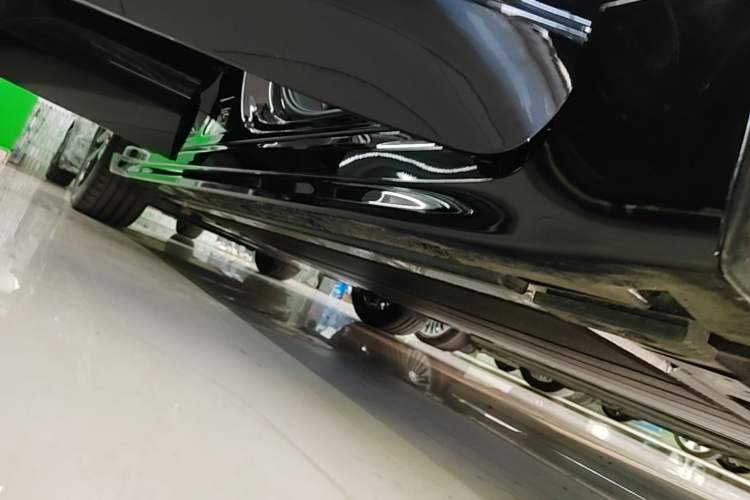 Used Zeekr 001 2026 Model 103° Rear-Drive Max Version Right Side Sill