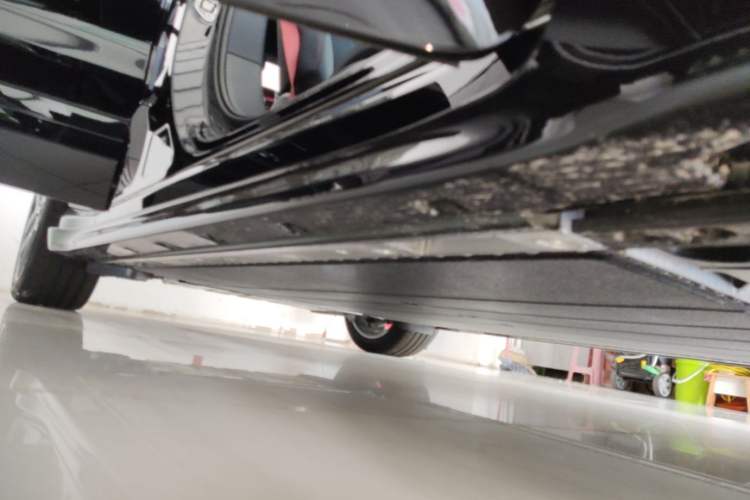 Used Zeekr 001 2026 Model 103° Rear-Drive Max Version Right Side Sill