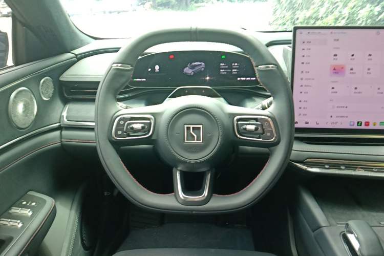 Used Zeekr 001 2026 Model 103° Rear-Drive Max Version Steering Wheel