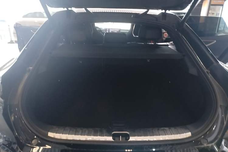 Used Zeekr 001 2026 95° All-Wheel-Drive Max Edition Trunk
