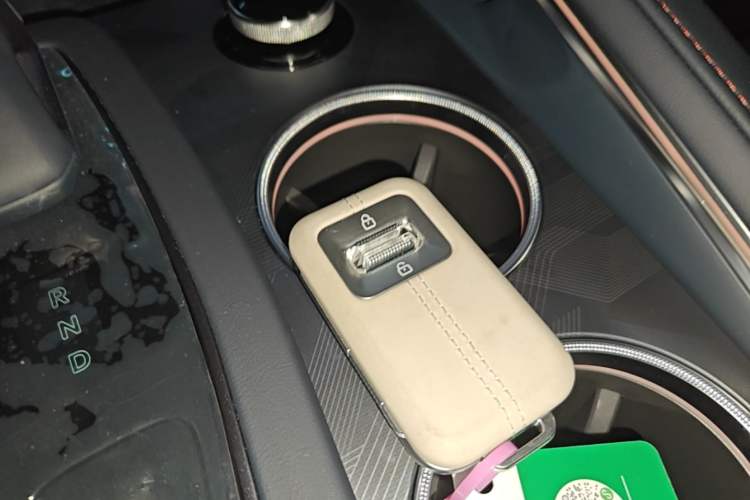Used Zeekr 001 2026 95° All-Wheel-Drive Max Edition Vehicle Key