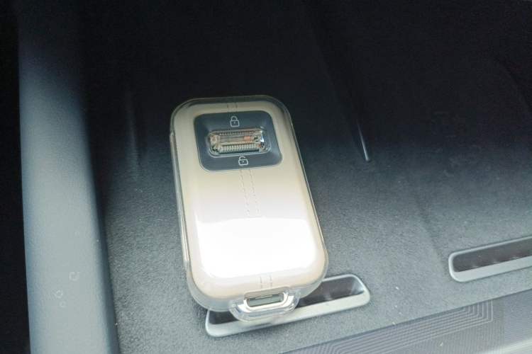 Used Zeekr 001 2026 95° All-Wheel-Drive Max Edition Vehicle Key