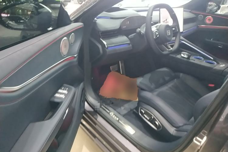 Used Zeekr 001 2026 95° All-Wheel-Drive Max Edition Driver Seat