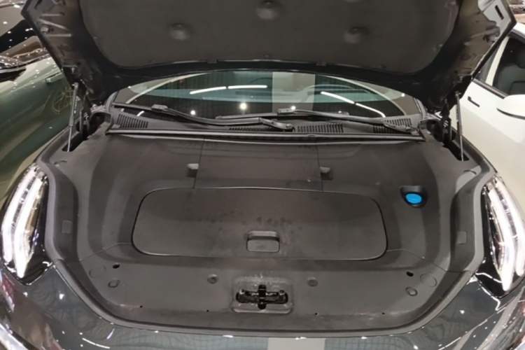 Used Zeekr 001 2026 Model 103° Four-Wheel Drive Ultra Version Engine Bay
