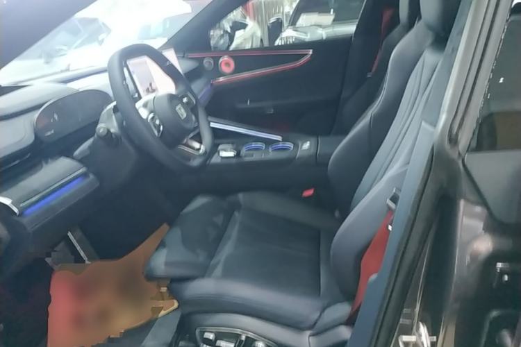 Used Zeekr 001 2026 95° All-Wheel-Drive Max Edition Left Front Seat