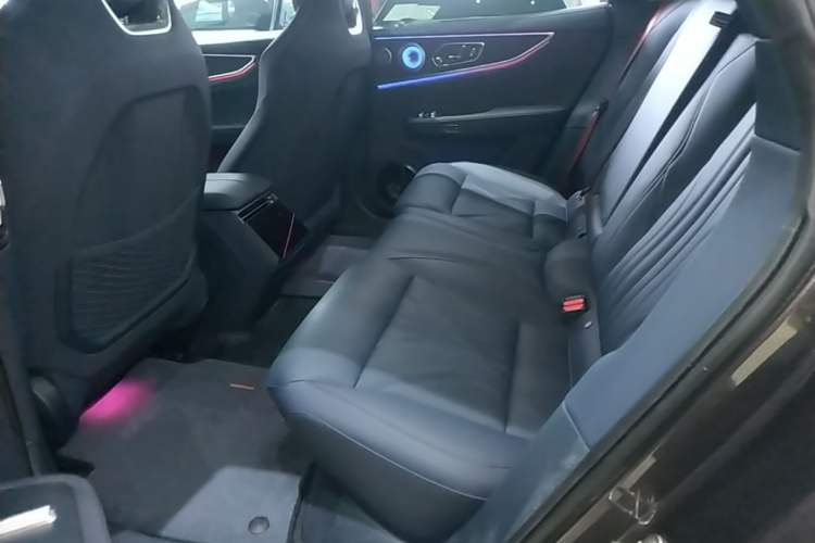 Used Zeekr 001 2026 95° All-Wheel-Drive Max Edition Left Rear Seat