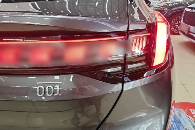 Used Zeekr 001 2026 Model 103° Rear-Drive Max Version Right Rear Taillight