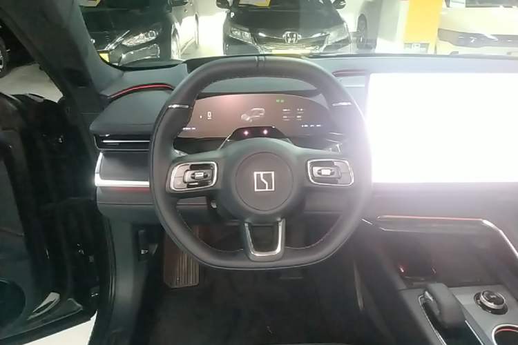 Used Zeekr 001 2026 95° All-Wheel-Drive Max Edition Steering Wheel