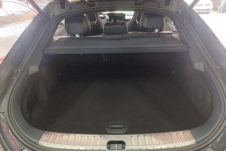 Used Zeekr 001 2026 Model 103° Rear-Drive Max Version Trunk