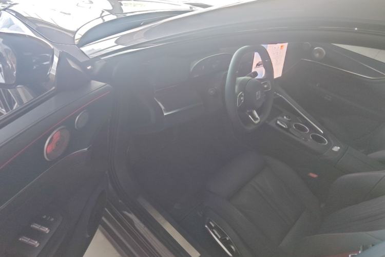 Used Zeekr 001 2026 95° All-Wheel-Drive Max Edition Driver Seat