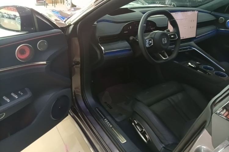 Used Zeekr 001 2026 95° All-Wheel-Drive Max Edition Driver Seat
