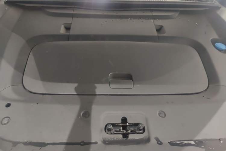 Used Zeekr 001 2026 Model 103° Four-Wheel Drive Ultra Version Engine Bay