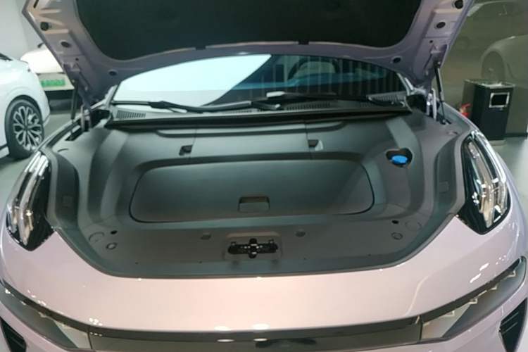 Used Zeekr 001 2026 Model 103° Rear-Drive Max Version Engine Bay