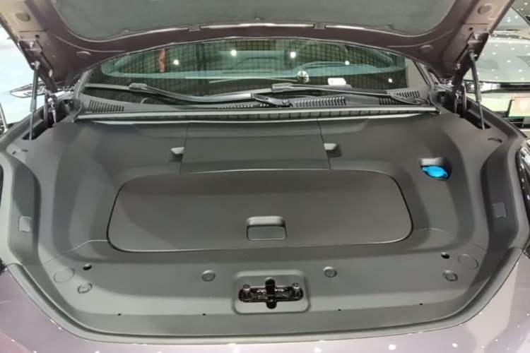 Used Zeekr 001 2026 95° All-Wheel-Drive Max Edition Engine Bay