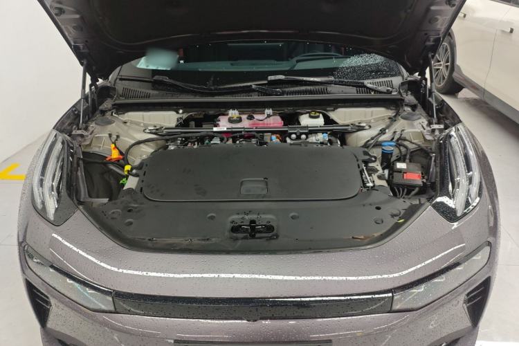 Used Zeekr 001 2026 Model 103° Four-Wheel Drive Ultra Version Engine Bay