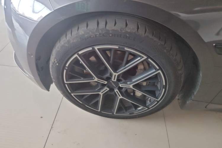 Used Zeekr 001 2026 95° All-Wheel-Drive Max Edition Exterior 4