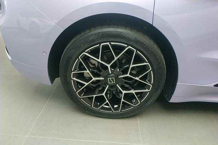 Used Zeekr 001 2026 Model 103° Rear-Drive Max Version Exterior 5
