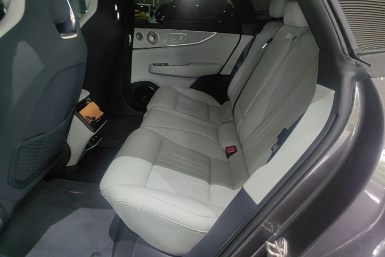 Used Zeekr 001 2026 Model 103° Four-Wheel Drive Ultra Version Left Rear Seat