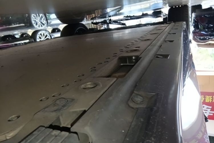 Used Zeekr 001 2026 95° All-Wheel-Drive Max Edition Left Side Sill