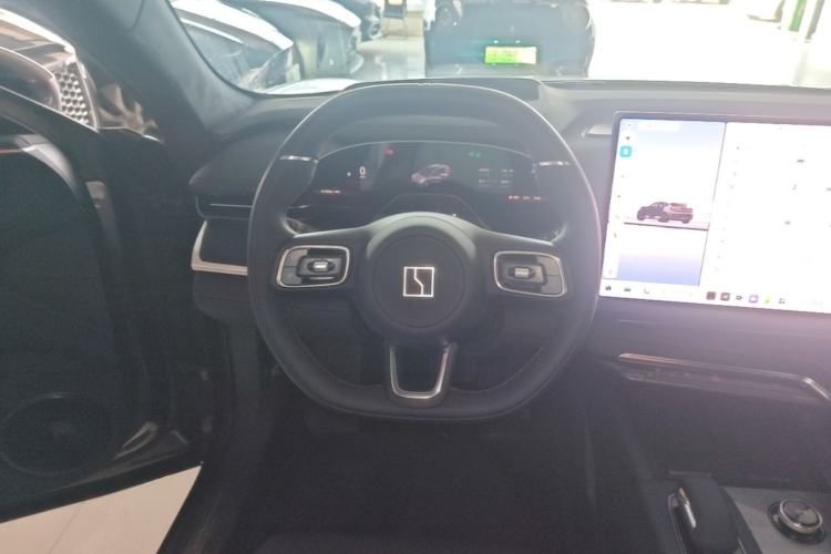 Used Zeekr 001 2026 95° All-Wheel-Drive Max Edition Steering Wheel