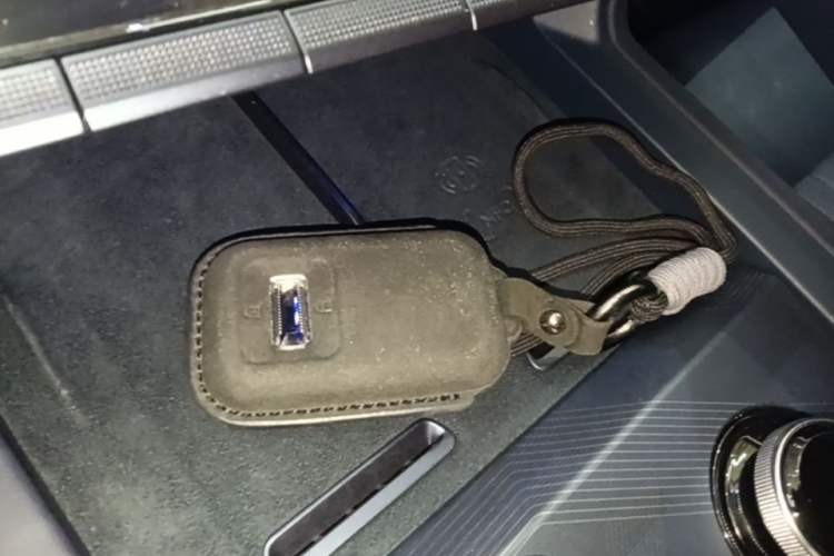 Used Zeekr 001 2026 95° All-Wheel-Drive Max Edition Vehicle Key