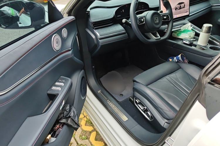 Used Zeekr 001 2026 Model 103° Rear-Drive Max Version Driver Seat