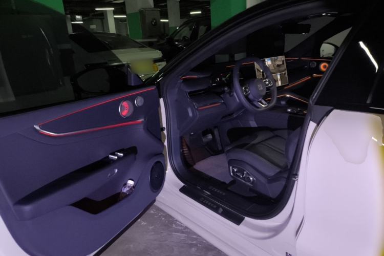 Used Zeekr 001 2026 Model 103° Rear-Drive Max Version Driver Seat