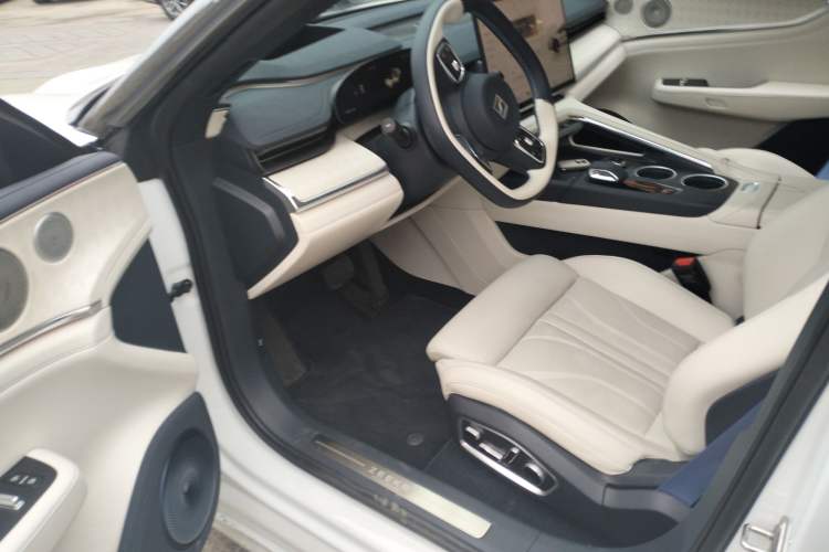 Used Zeekr 001 2026 95° All-Wheel-Drive Max Edition Driver Seat