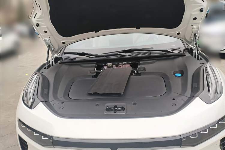 Used Zeekr 001 2026 95° All-Wheel-Drive Max Edition Engine Bay