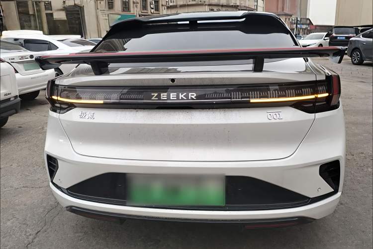 Used Zeekr 001 2026 95° All-Wheel-Drive Max Edition Exterior 3