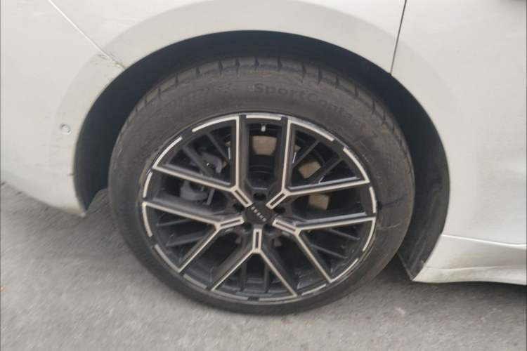 Used Zeekr 001 2026 95° All-Wheel-Drive Max Edition Exterior 8