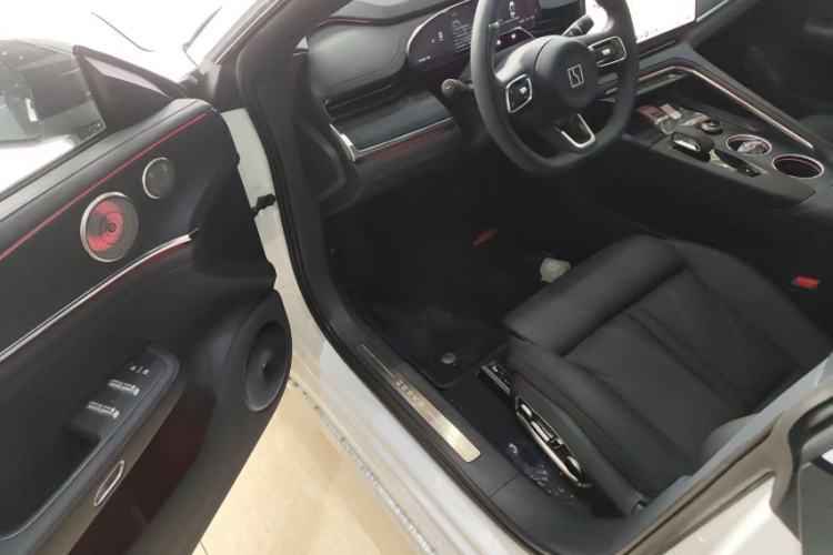 Used Zeekr 001 2026 Model 103° Rear-Drive Max Version Interior 2