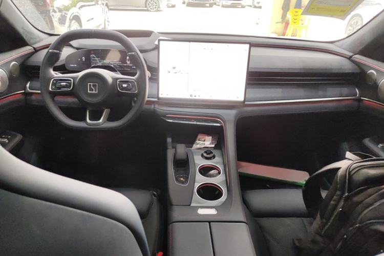 Used Zeekr 001 2026 Model 103° Rear-Drive Max Version Interior 4