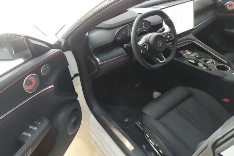 Used Zeekr 001 2026 Model 103° Rear-Drive Max Version Interior 5