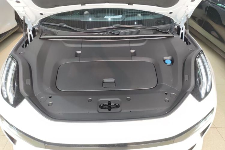Used Zeekr 001 2026 Model 103° Rear-Drive Max Version Interior 7