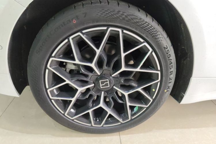 Used Zeekr 001 2026 Model 103° Rear-Drive Max Version Interior 8