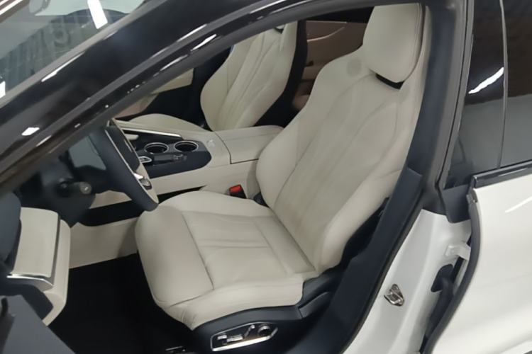 Used Zeekr 001 2026 Model 103° Four-Wheel Drive Ultra Version Left Front Seat