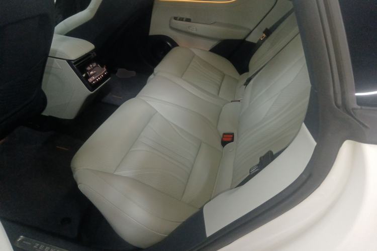 Used Zeekr 001 2026 95° All-Wheel-Drive Max Edition Left Rear Seat