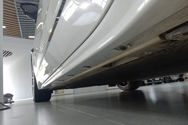 Used Zeekr 001 2026 Model 103° Four-Wheel Drive Ultra Version Left Side Sill