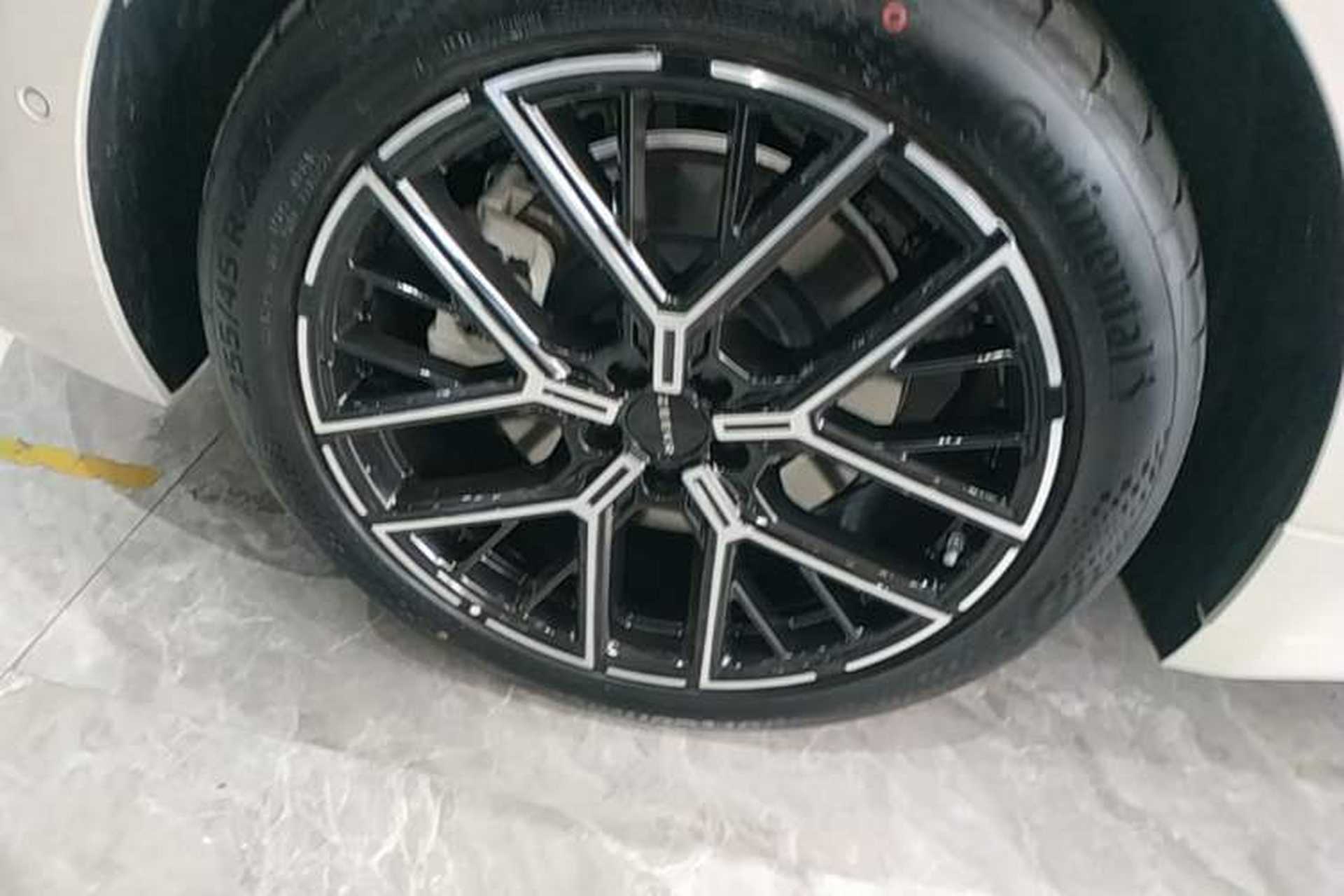 Used Zeekr 001 2026 95° All-Wheel-Drive Max Edition Right Rear Wheel Hub